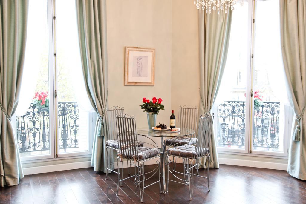 La Charme Du Marais Apartment Paris Exterior photo