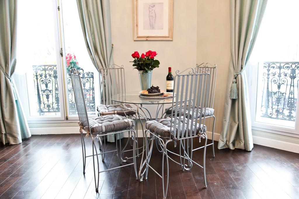 La Charme Du Marais Apartment Paris Exterior photo