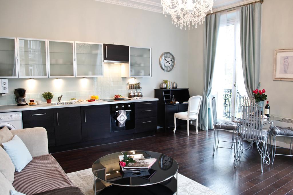 La Charme Du Marais Apartment Paris Exterior photo